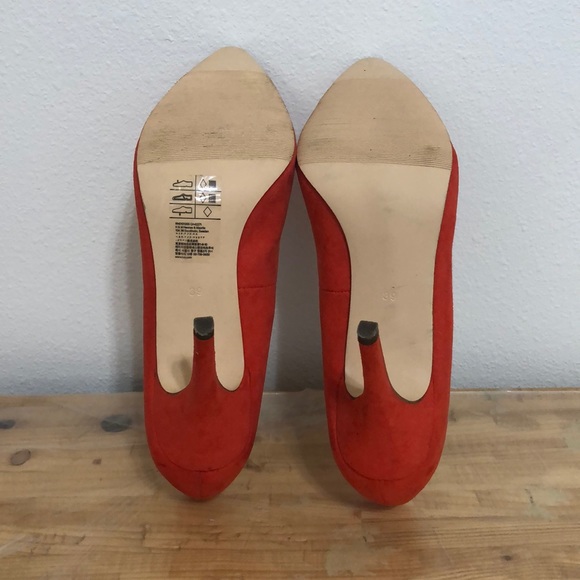 H&M Heels - Picture 5 of 5